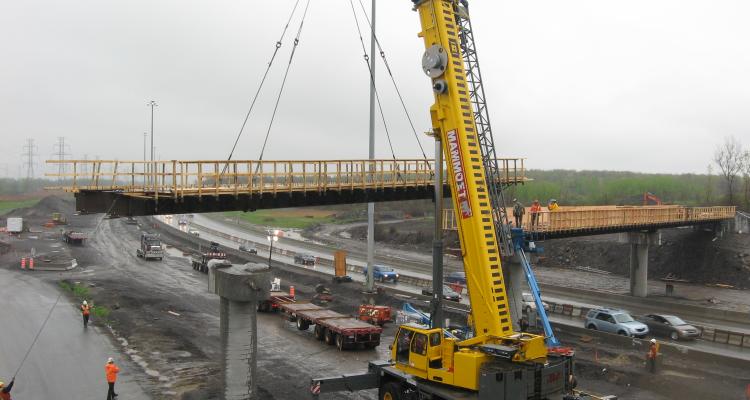 Passerelle autoroute 40